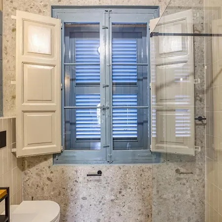 Hébergement de vacances Beautifully Renovated 3br Townhouse *