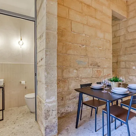 Hébergement de vacances Beautifully Renovated 3br Townhouse Sliema