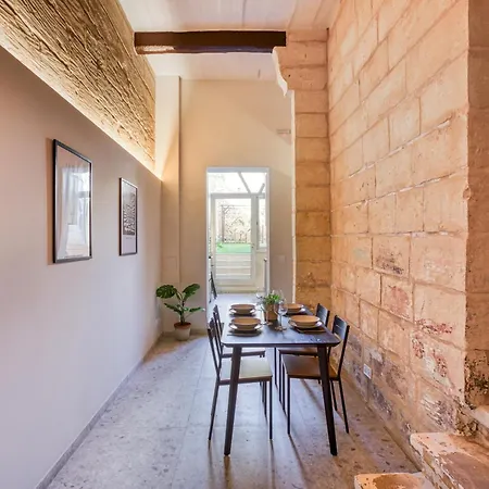 Ferienhaus Beautifully Renovated 3br Townhouse *