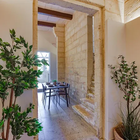 Ferienhaus Beautifully Renovated 3br Townhouse